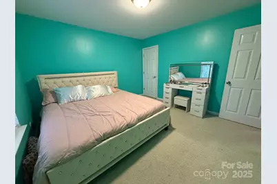 11001 Dulin Creek Boulevard, Charlotte, NC 28215 - Photo 23