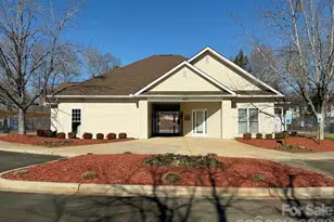 11001 Dulin Creek Blvd, Charlotte, NC 28215 - Photo 35