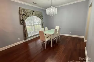 11001 Dulin Creek Blvd, Charlotte, NC 28215 - Photo 3