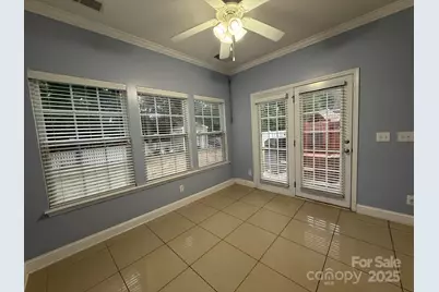 11001 Dulin Creek Boulevard, Charlotte, NC 28215 - Photo 15