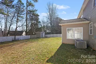 11001 Dulin Creek Blvd, Charlotte, NC 28215 - Photo 29