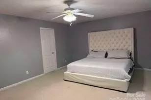 11001 Dulin Creek Blvd, Charlotte, NC 28215 - Photo 19