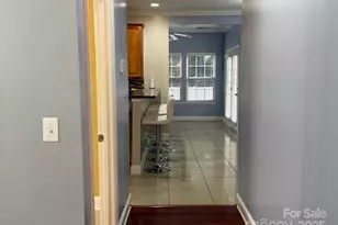 11001 Dulin Creek Blvd, Charlotte, NC 28215 - Photo 9