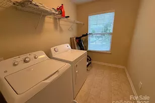 11001 Dulin Creek Blvd, Charlotte, NC 28215 - Photo 27