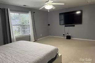 11001 Dulin Creek Blvd, Charlotte, NC 28215 - Photo 17