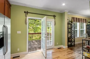 142 Pinners Cove Rd, Asheville, NC 28803 - Photo 9