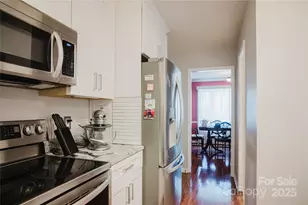 920 Woodhill Dr, Fletcher, NC 28732 - Photo 17