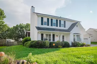 920 Woodhill Dr, Fletcher, NC 28732 - Photo 3