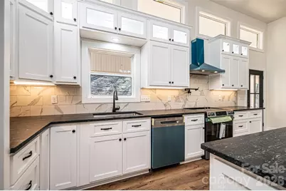 1721 Songbird Court SE, Lenoir, NC 28645 - Photo 13