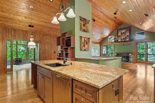 321 Sunset Point Rd, Burnsville, NC 28714 - Photo 15