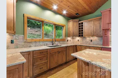 321 Sunset Point Road, Burnsville, NC 28714 - Photo 13