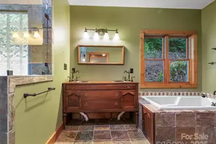 321 Sunset Point Rd, Burnsville, NC 28714 - Photo 25