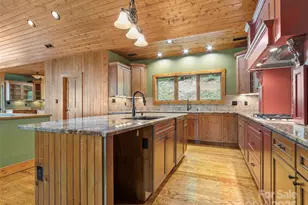 321 Sunset Point Rd, Burnsville, NC 28714 - Photo 17