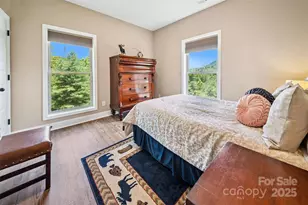 71 Banks Creek Rd, Burnsville, NC 28714 - Photo 11