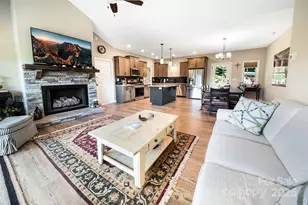 71 Banks Creek Rd, Burnsville, NC 28714 - Photo 3