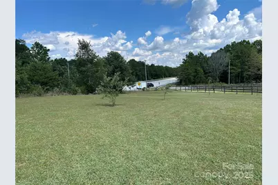 321 E Jones Street, Blacksburg, SC 29702 - Photo 5