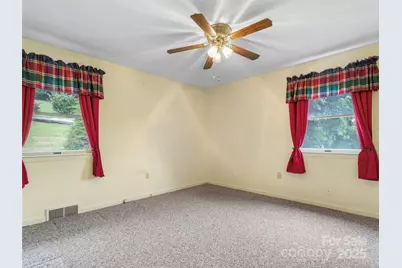 220 Grand View Lane, Burnsville, NC 28714 - Photo 23