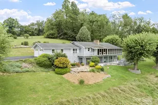 220 Grand View Ln, Burnsville, NC 28714 - Photo 1