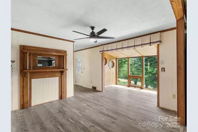 220 Grand View Lane, Burnsville, NC 28714 - Photo 13