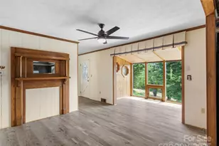 220 Grand View Ln, Burnsville, NC 28714 - Photo 13