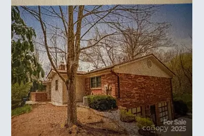 203 Haywood Knolls Drive, Hendersonville, NC 28791 - Photo 5