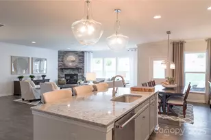 13936 Penbury Ln, Charlotte, NC 28278 - Photo 5