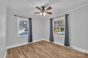 5212 Wales St, Charlotte, NC 28269 - Photo 15