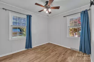 5212 Wales St, Charlotte, NC 28269 - Photo 19