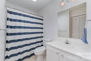 3001 Heathstead Place, Charlotte, NC 28210 - Photo 5