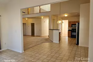 10020 Spring Park Dr, Charlotte, NC 28269 - Photo 9