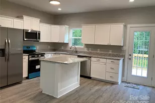 318 Davis Park Rd, Gastonia, NC 28052 - Photo 9