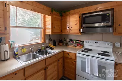 87 Pauline Circle, Franklin, NC 28734 - Photo 3