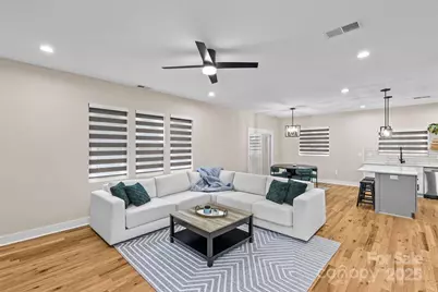 8925 Harrisburg Road, Charlotte, NC 28215 - Photo 5