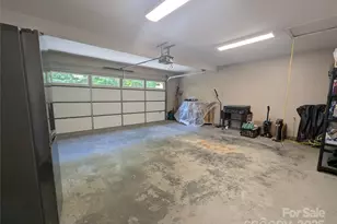 2 Pleasant Hill Dr, Franklin, NC 28734 - Photo 21