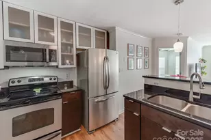 509 N Graham St, Charlotte, NC 28202 - Photo 15