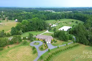 1970 Chesnee Rd, Columbus, NC 28722 - Photo 5