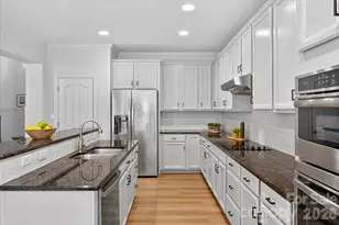 2416 River Oaks Drive, Waxhaw, NC 28173 - Photo 11