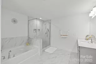 5902 Beatties Ford Rd, Charlotte, NC 28216 - Photo 29