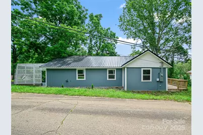 64 Phillips Lane, Spruce Pine, NC 28777 - Photo 5