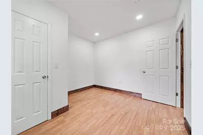 64 Phillips Lane, Spruce Pine, NC 28777 - Photo 17