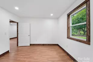 64 Phillips Ln, Spruce Pine, NC 28777 - Photo 13