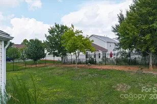 8837 Goldfields Dr, Charlotte, NC 28227 - Photo 9