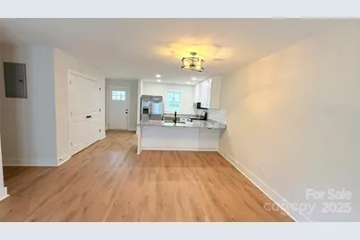 203 Beacon Avenue, Morganton, NC 28655 - Photo 7