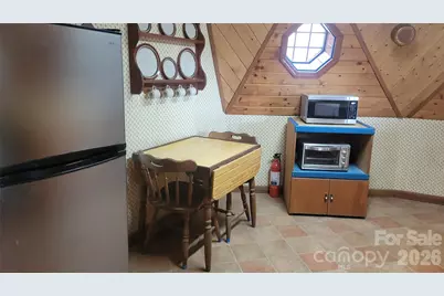 60 Persimmons Lane, Burnsville, NC 28714 - Photo 9