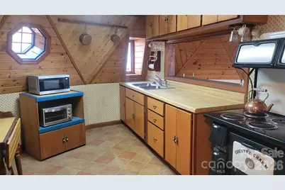 60 Persimmons Lane, Burnsville, NC 28714 - Photo 7