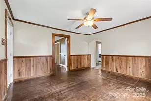 323 N 20th St, Kannapolis, NC 28083 - Photo 5