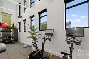 2025 Cleveland Ave, Charlotte, NC 28203 - Photo 17