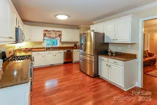 191 Briarwood Dr, Rutherfordton, NC 28139 - Photo 7