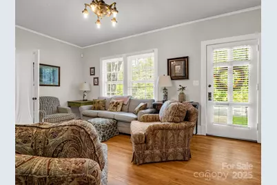 191 W 6th Street, Rutherfordton, NC 28139 - Photo 5