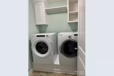 4314 Hubbard Falls Drive, Charlotte, NC 28269 - Photo 11